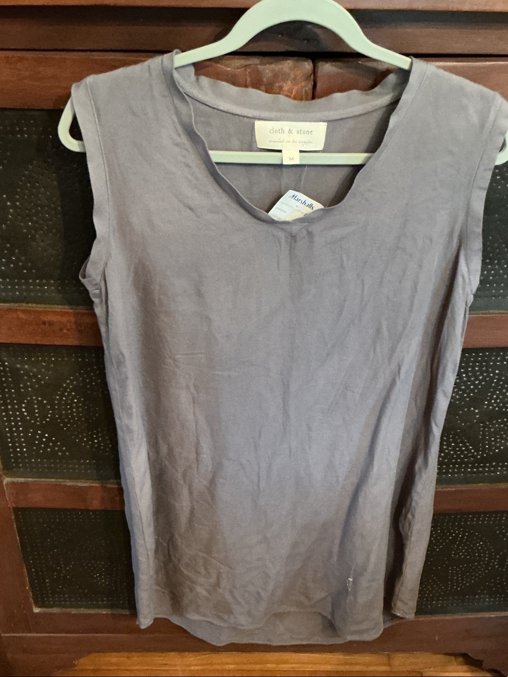 Cloth & Stone Grey V-Neck Sleeveless Tank Top - NWT